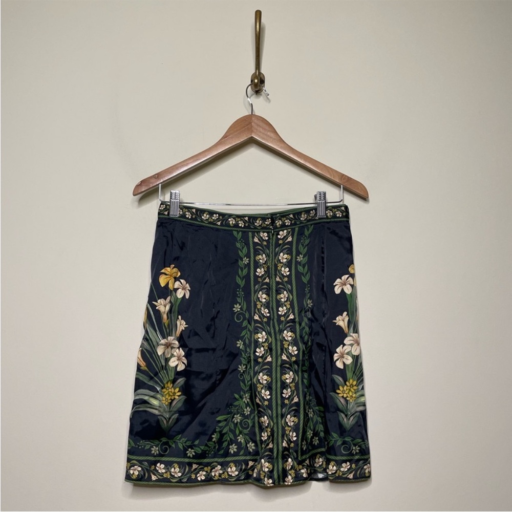 FARM Rio Flowers Arch Wrap Front Miniskirt - Picture 7 of 7